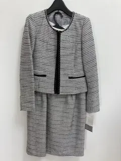 未使用　フォーマルスーツ　入学式卒業式