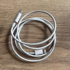 iPhone Apple 純正　Lightning ケーブル　1m