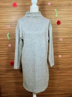 ユニクロ UNIQLO️ ニットワンピース Mサイズ 膝丈 灰色 グレー