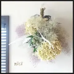 アナベルとスモークツリー のオーバルリース リューカデンドロン