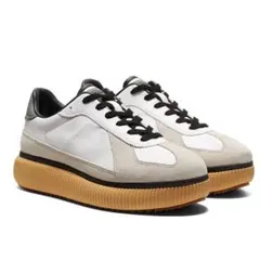 2025年最新】onitsuka tiger delecityの人気アイテム - メルカリ