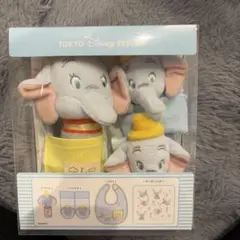 ダンボ　東京ディズニーリゾート スタイ・ラトル・ガーゼハンカチ・ソックスセット