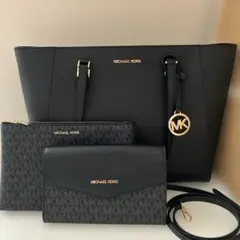 MICHAEL KORS バッグ　AUSSI FACILE QUE1.2.3のサムネイル
