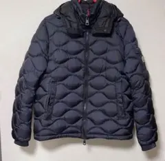 出品19日まで‼️定価20万‼️早い者勝ち‼️MONCLER MORANDIERES5