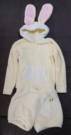 ミスバニー ルームウェア セットアップ モフモフショートパンツ ディズニーストア