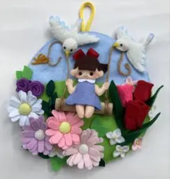 フェルトリース　春　花　ブランコ　ハンドメイド
