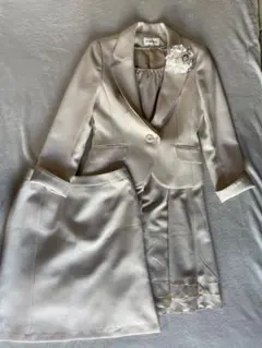 LEMIORE　フォーマルスーツ　お宮参り　ママスーツ　11AR　Lサイズ