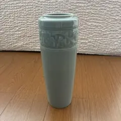 淡い青色 陶器 花瓶 彫刻模様