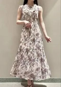 スナイデル　プリーツプリントワンピース　ピンクベージュ