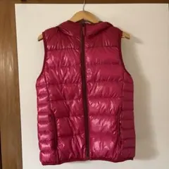 ユニクロ　ダウンベスト