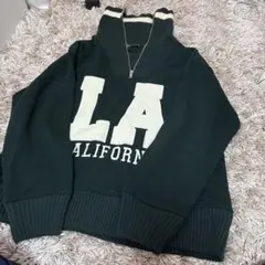 ZARA ハーフジップ スウェット LAロゴ グリーンのサムネイル