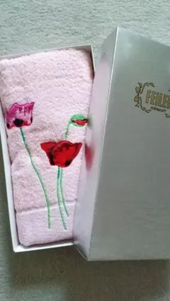 【新品】FEILER フェイラー フェイスタオル 花柄 ピンク　訳あり