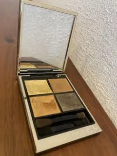 値下げ　SUQQU シグニチャーカラーアイズ　108 誘月　IZANAIZUKI