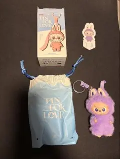 LABUBU PIN FOR LOVE イニシャル T ラブブ
