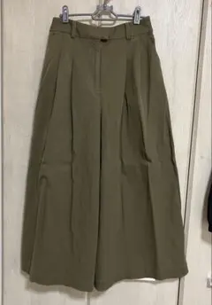 IENA＊オリーブ ワイドパンツ プリーツ入り
