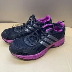 24cm adidas アディダス　ランニングシューズ