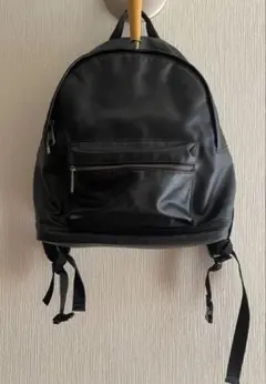ZARA フェイクレザー バックパック