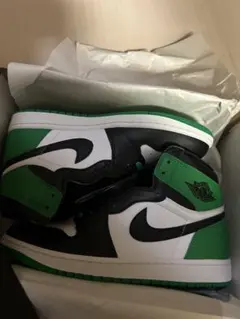 ナイキ エアジョーダン1 レトロ ハイ OG ラッキーグリーン