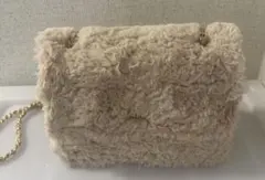ベージュ ファー ショルダーバッグ ゴールドチェーン