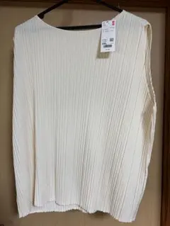 ユニクロ　UNIQLO プリーツノースリーブT アイボリー　XXL 新品未使用