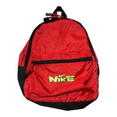Nike 赤黒リュック フロントポケット付き