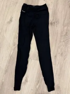 ellesse 黒 レギンス Mサイズのサムネイル