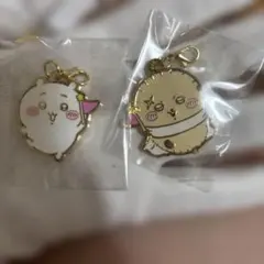 特価　ちいかわパーク　メタルチャーム　ちいかわ　らっこ