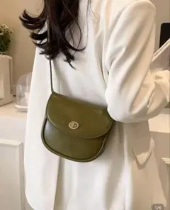 【未使用】きりまる着用 シーイン オリーブグリーン ショルダーバッグ