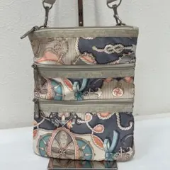 ●746 LeSportsac レスポートサック　ナイロン　ショルダーバック