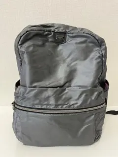 PAIVAA グレー(シルバー系)のリュック　バックパック