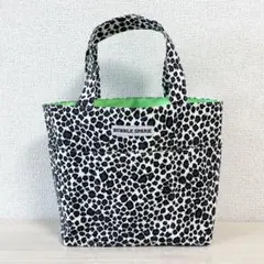 Item thumbnail for item 4ddae518-2e7d-484f-9e0e-8f2b72c6117d