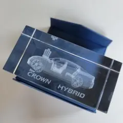 CROWN HYBRID　ノベルティ　クリスタル　置物のサムネイル