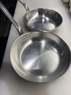 Item thumbnail for item 0b98c429-bae0-4a18-9f0f-13c64dbba8f7