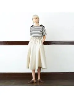 新品タグ付き　ミーンヌナ　コード付きロングスカート　フレアスカート　ミリタリーのサムネイル