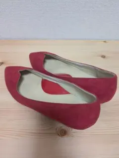 お買い得！　ヴェリココスエードパンプス