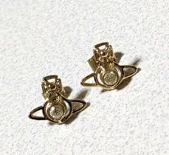 Vivienne Westwood ヴィヴィアン ゴールドピアス