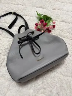 FURLA 巾着 ショルダーバッグ グレー　シボ革　バイカラー　コスタンザ