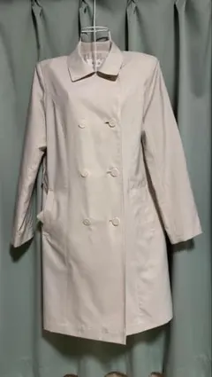 ホワイト　ダブルブレスト トレンチコート　レインコート　白　Mサイズ