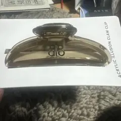 完売品Alo Yoga ヘアクリップ Clear/Brushed Gold - メルカリ