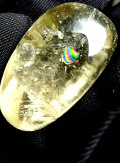 トップグレード　極上　レインボー入り　シトリン　タンブル　天然石