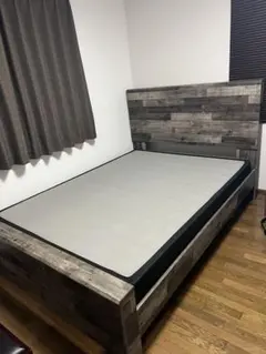 Ashley 木製クイーンベッドフレーム ダークブラウン