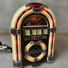 ジュークボックス型CDプレーヤー CD3枚付き - メルカリ