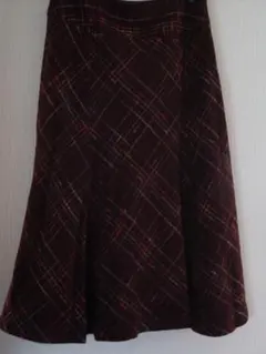 【クリーニング済】ローラアシュレイ　ロングフレアスカート　こげ茶ステッチ　１１号