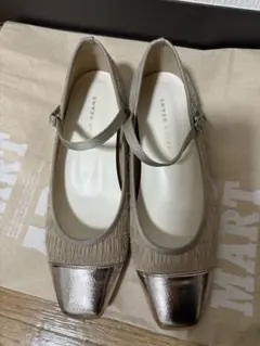 h*5様 JELLY BEANSベージュ ストラップパンプス