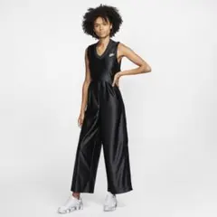 Nike ブラック サロペット Vネック　コン クラッシュ　オーバーオールつなぎのサムネイル