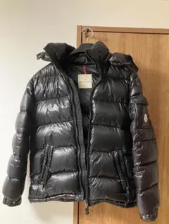 MONCLER ブラック ダウンジャケット