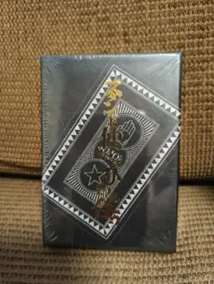 世界限定2000個】Cyberpunk 2077 Playing Cards - メルカリ