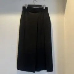 UNIQLO 黒 フレアロングスカート