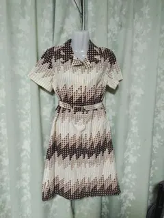 昭和レトロワンピースのサムネイル