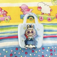 ラブブパーツ　カバン型